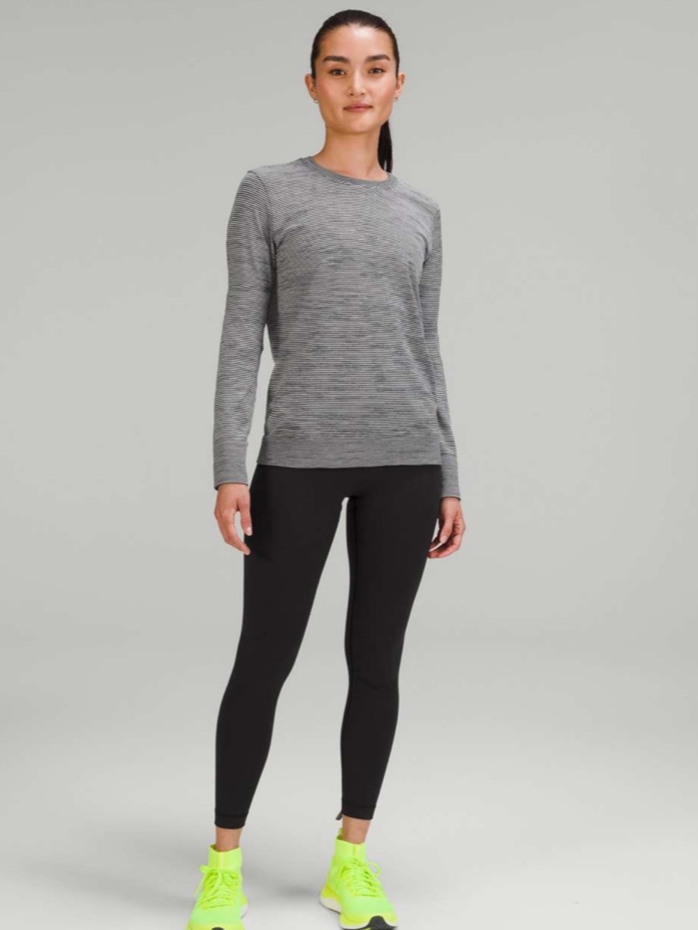 Lululemon Swiftly Relaxed long sleeve Striped wee are from space grey white 8
